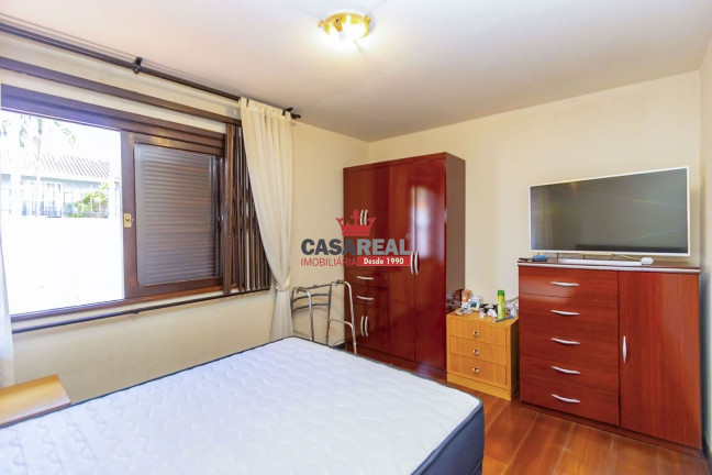 Imagem Casa com 3 Quartos à Venda, 213 m² em Jardim Das Américas - Curitiba Imagem Casa com 3 Quartos à Venda, 213 m² em Jardim Das Américas - Curitiba