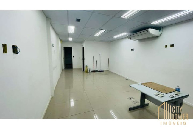 Imagem Sala Comercial à Venda, 194 m² em Vila Nova Conceição - São Paulo Imagem Sala Comercial à Venda, 194 m² em Vila Nova Conceição - São Paulo