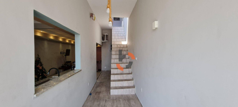 Imagem Casa com 3 Quartos à Venda, 241 m² em Centro - Nilópolis