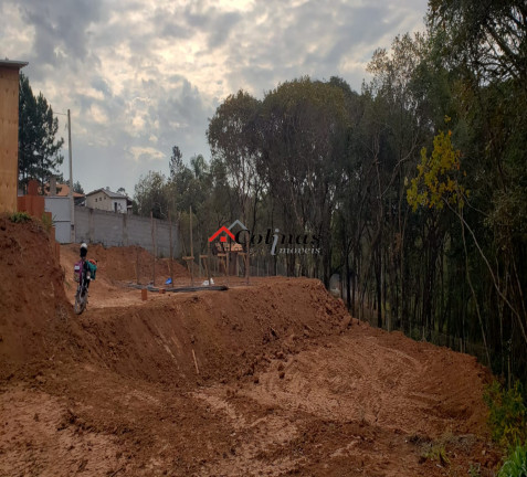 Terreno à Venda, 2.500 m² em Depois Do Centro - Ibiúna