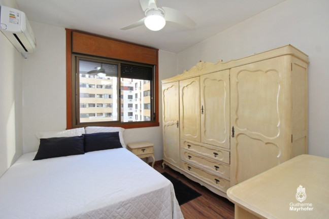 Imagem Imóvel com 3 Quartos à Venda, 104 m² em Menino Deus - Porto Alegre Imagem Imóvel com 3 Quartos à Venda, 104 m² em Menino Deus - Porto Alegre