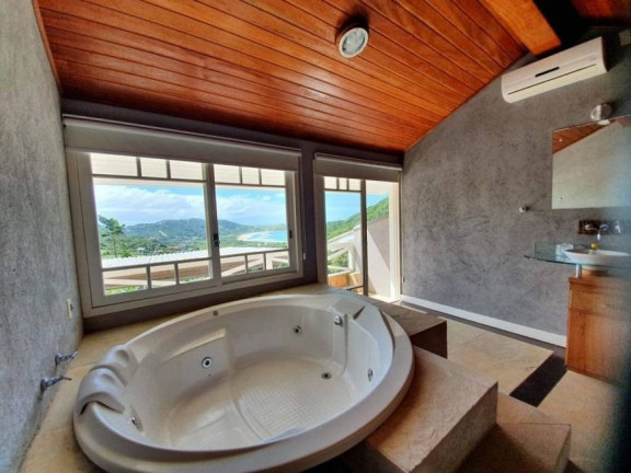 Imagem Imóvel com 3 Quartos à Venda, 350 m² em Praia Da Silveira - Garopaba