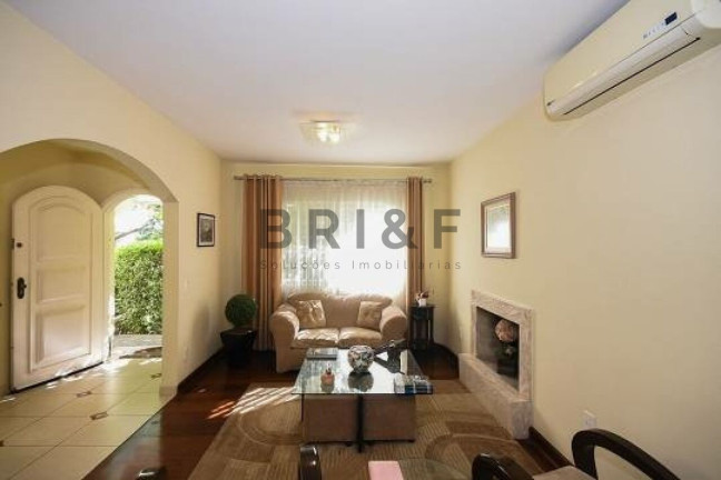Imagem Casa com 4 Quartos à Venda, 211 m² em Jardim Londrina - São Paulo Imagem Casa com 4 Quartos à Venda, 211 m² em Jardim Londrina - São Paulo