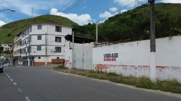 Imagem Terreno à Venda, 1.300 m² em Centro - Barra Mansa Imagem Terreno à Venda, 1.300 m² em Centro - Barra Mansa