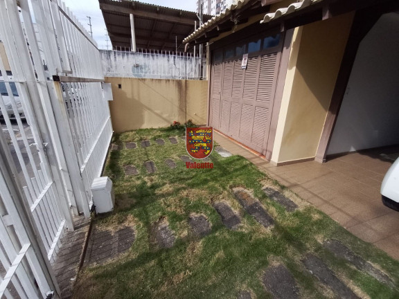 Imagem Casa com 3 Quartos à Venda, 210 m² em Estreito - Florianópolis Imagem Casa com 3 Quartos à Venda, 210 m² em Estreito - Florianópolis
