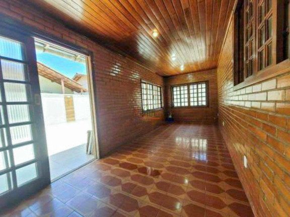Casa com 3 Quartos à Venda, 238 m² em São Francisco - Niterói