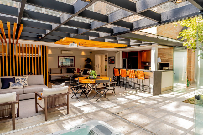 Imagem Casa com 3 Quartos à Venda, 380 m² em Jardim Cordeiro - São Paulo