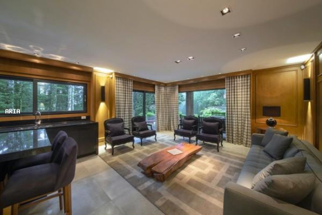 Imagem Apartamento com 3 Quartos à Venda, 319 m² em Planalto - Gramado