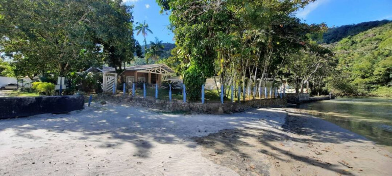Imagem Casa com 4 Quartos para Alugar, 200 m² em Tabatinga - Caraguatatuba