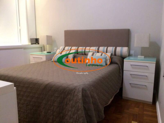 Imagem Casa com 5 Quartos à Venda, 236 m² em Tijuca - Rio De Janeiro Imagem Casa com 5 Quartos à Venda, 236 m² em Tijuca - Rio De Janeiro