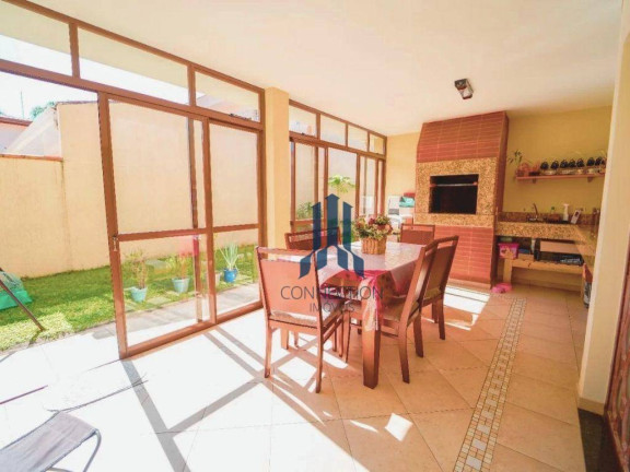 Imagem Sobrado com 5 Quartos à Venda, 267 m² em Seminário - Curitiba