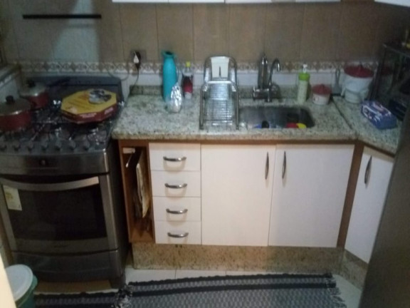 Imagem Imóvel com 2 Quartos à Venda,  em Vila Carmosina - São Paulo