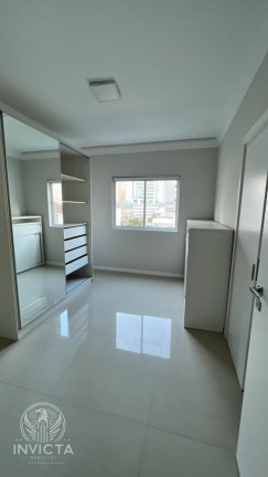 Imagem Apartamento com 3 Quartos à Venda, 122 m² em Centro - Balneário Camboriú Imagem Apartamento com 3 Quartos à Venda, 122 m² em Centro - Balneário Camboriú