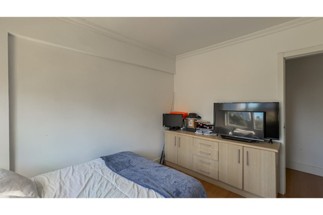 Imagem Imóvel com 3 Quartos à Venda,  em Petrópolis - Porto Alegre