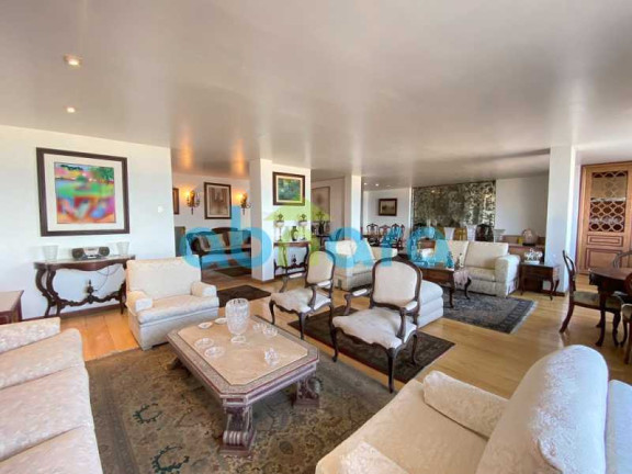 Imagem Apartamento com 4 Quartos à Venda, 265 m² em Copacabana - Rio De Janeiro Imagem Apartamento com 4 Quartos à Venda, 265 m² em Copacabana - Rio De Janeiro