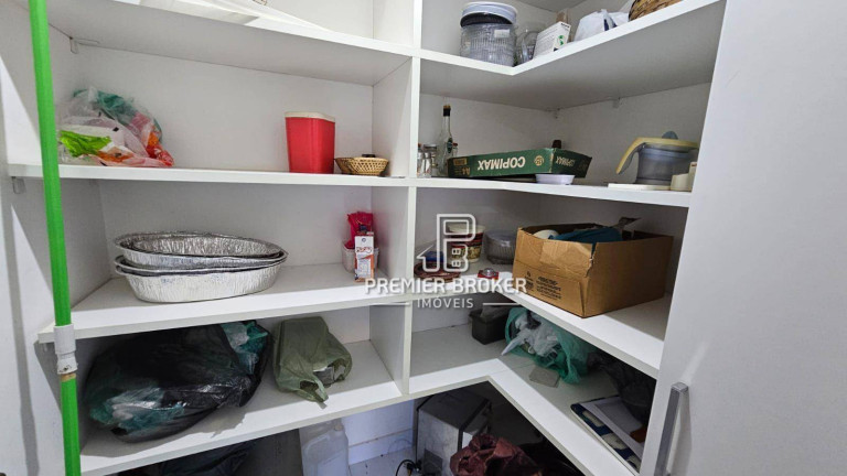 Imagem Casa com 9 Quartos à Venda, 1.000 m² em Fazenda Boa Fé - Teresópolis