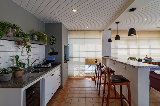 Imagem Apartamento com 4 Quartos à Venda, 223 m² em Vila Suzana - São Paulo