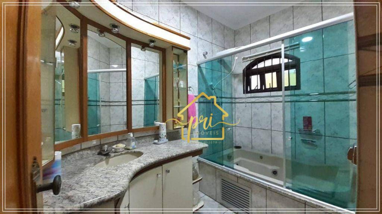 Imagem Casa com 4 Quartos à Venda, 314 m² em Flórida - Praia Grande Imagem Casa com 4 Quartos à Venda, 314 m² em Flórida - Praia Grande