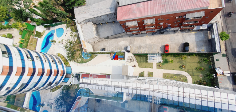 Imagem Cobertura com 4 Quartos à Venda, 300 m² em Adrianópolis - Manaus