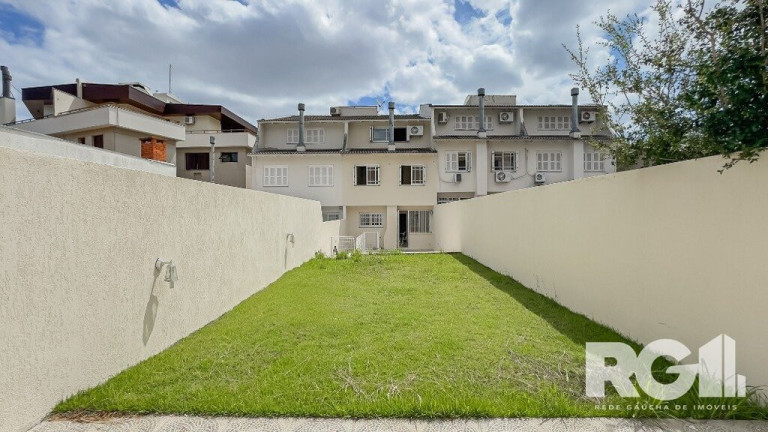 Imagem Casa com 4 Quartos à Venda, 282 m² em Chácara Das Pedras - Porto Alegre