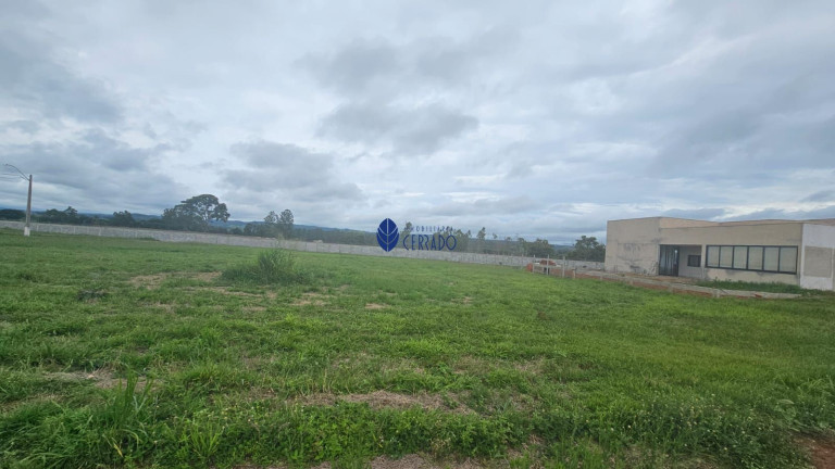 Terreno à Venda, 2.045 m² em Jardim Santa Cecília - Anápolis
