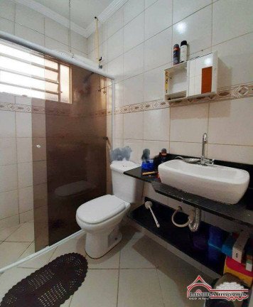 Imagem Casa com 3 Quartos à Venda, 110 m² em Parque Santo Antônio - Jacareí Imagem Casa com 3 Quartos à Venda, 110 m² em Parque Santo Antônio - Jacareí