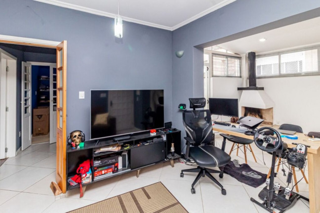 Imagem Imóvel com 2 Quartos à Venda, 91 m² em São João - Porto Alegre Imagem Imóvel com 2 Quartos à Venda, 91 m² em São João - Porto Alegre