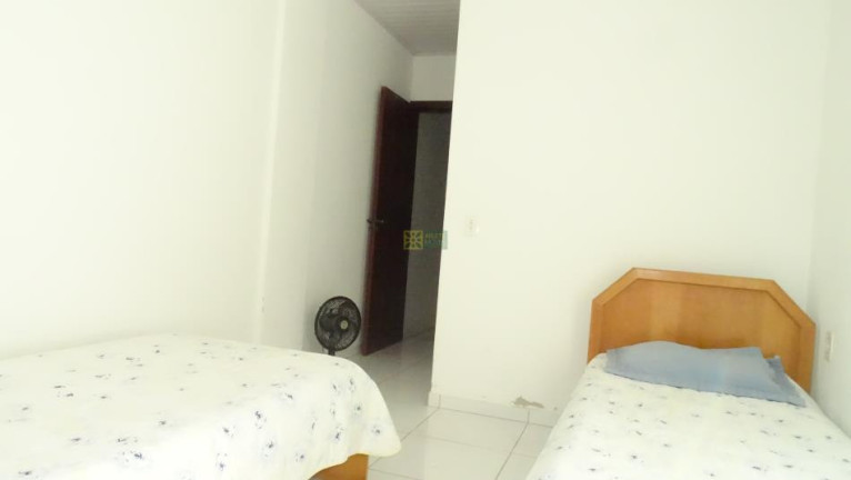 Imagem Casa com 5 Quartos para Alugar ou Temporada, 200 m² em Araça - Porto Belo Imagem Casa com 5 Quartos para Alugar ou Temporada, 200 m² em Araça - Porto Belo
