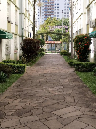 Imagem Imóvel com 2 Quartos à Venda,  em Santa Maria Goretti - Porto Alegre