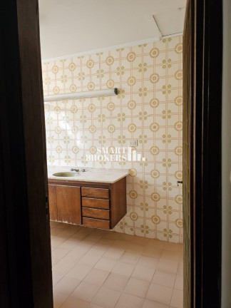 Imagem Casa com 4 Quartos à Venda, 280 m² em Alto De Pinheiros - São Paulo