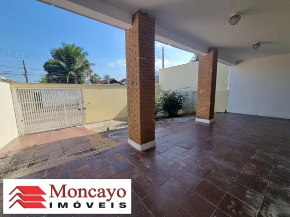 Imagem Sobrado com 5 Quartos à Venda, 390 m² em Centro - Caraguatatuba Imagem Sobrado com 5 Quartos à Venda, 390 m² em Centro - Caraguatatuba