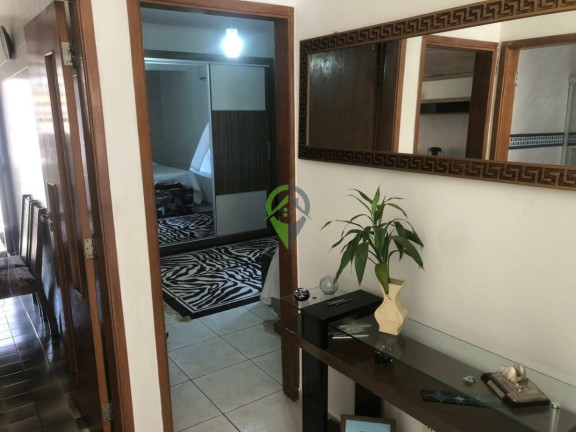 Imagem Casa com 3 Quartos à Venda, 153 m² em Embaré - Santos
