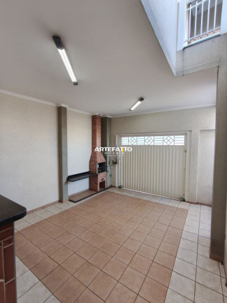 Imagem Casa com 3 Quartos à Venda, 237 m² em Jardim Barão - Franca Imagem Casa com 3 Quartos à Venda, 237 m² em Jardim Barão - Franca