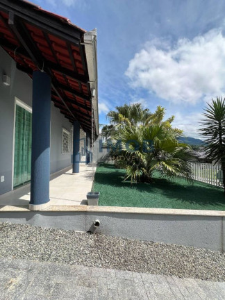 Imagem Casa com 3 Quartos à Venda, 98 m² em Nova Esperança - Guaramirim Imagem Casa com 3 Quartos à Venda, 98 m² em Nova Esperança - Guaramirim