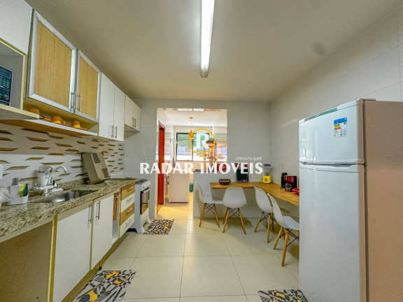Imagem Apartamento com 3 Quartos à Venda, 140 m² em Algodoal - Cabo Frio