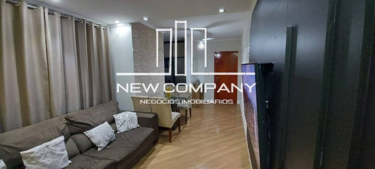 Apartamento com 2 Quartos à Venda,  em Parque Jaçatuba - Santo André