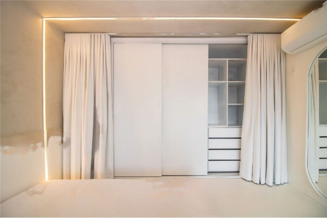 Imagem Apartamento com 1 Quarto à Venda, 59 m² em Azenha - Porto Alegre