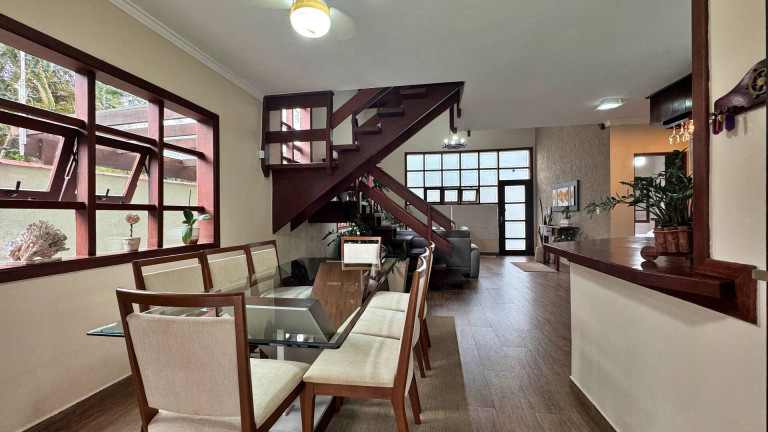Imagem Casa com 4 Quartos à Venda, 250 m² em São Lourenço - Bertioga