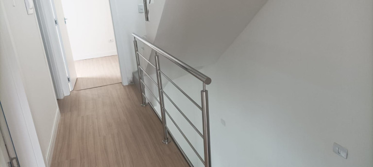 Imagem Casa com 3 Quartos à Venda, 107 m² em Xaxim - Curitiba Imagem Casa com 3 Quartos à Venda, 107 m² em Xaxim - Curitiba