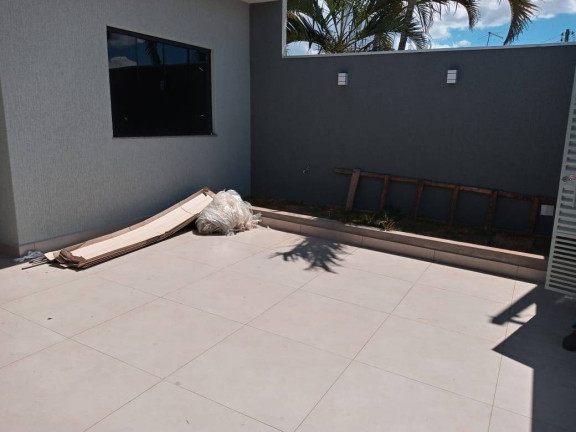 Imagem Casa com 3 Quartos à Venda, 166 m² em Jardim Petrópolis - Arapongas Imagem Casa com 3 Quartos à Venda, 166 m² em Jardim Petrópolis - Arapongas