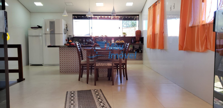 Imagem Casa com 4 Quartos à Venda, 350 m² em Setor Habitacional Jardim Botânico - Brasília