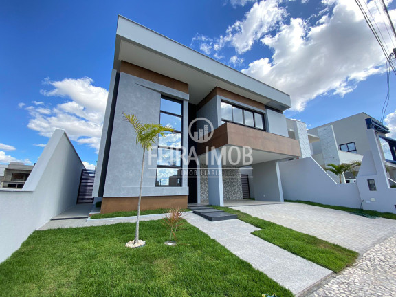 Casa com 3 Quartos à Venda, 235 m² em Papagaio - Feira De Santana