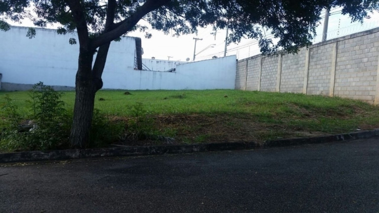 Imagem Imóvel Comercial à Venda, 221 m² em Horto Florestal - Sorocaba Imagem Imóvel Comercial à Venda, 221 m² em Horto Florestal - Sorocaba