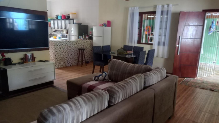 Imagem Casa com 4 Quartos à Venda, 330 m² em Estância Santa Cruz - Peruíbe