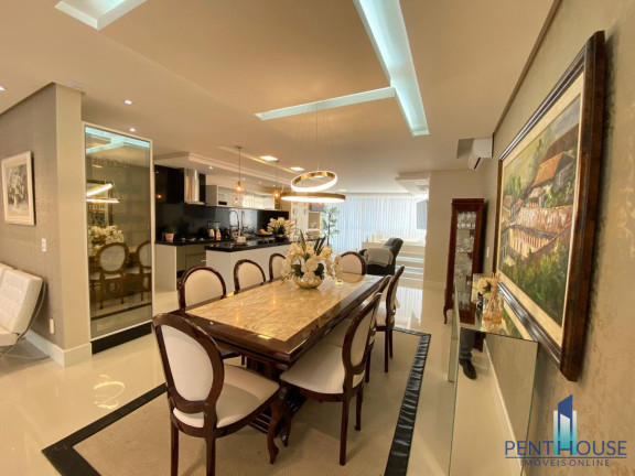 Imagem Apartamento com 6 Quartos à Venda, 228 m² em Centro - Balneário Camboriú Imagem Apartamento com 6 Quartos à Venda, 228 m² em Centro - Balneário Camboriú