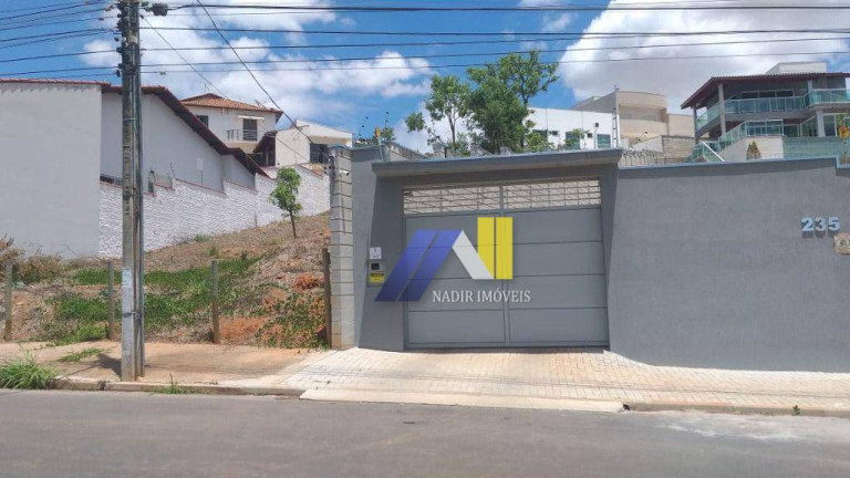 Imagem Terreno à Venda, 904 m² em Pousada Dos Campos - Pouso Alegre