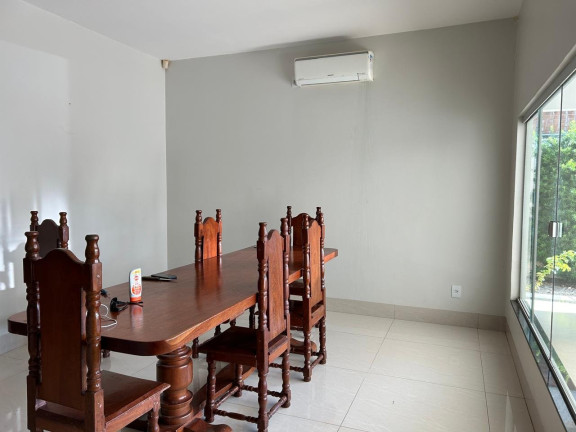 Imagem Casa com 3 Quartos à Venda, 280 m² Imagem Casa com 3 Quartos à Venda, 280 m²