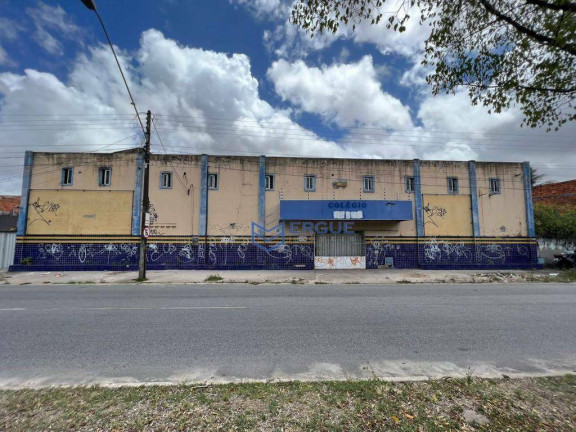 Sobrado com 8 Quartos à Venda, 948 m² em Passaré - Fortaleza