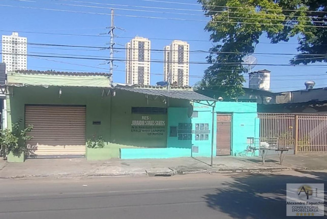 Imóvel Comercial à Venda, 236 m² em Setor Aeroporto - Goiânia