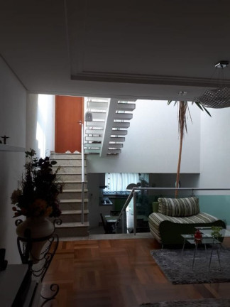 Imagem Sobrado com 3 Quartos à Venda, 175 m² em Vila Floresta - Santo André Imagem Sobrado com 3 Quartos à Venda, 175 m² em Vila Floresta - Santo André